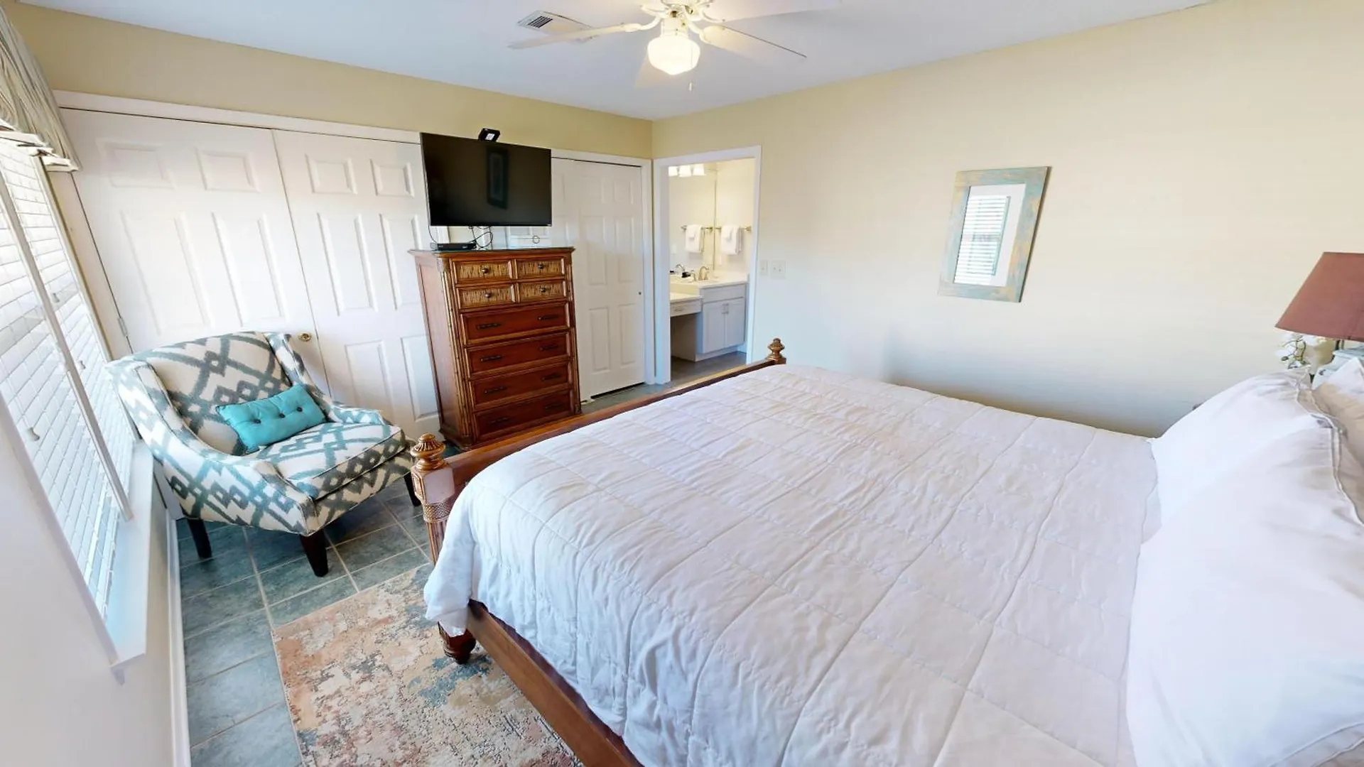Sandpiper Cove 4216- By Holiday Isle Properties Destin